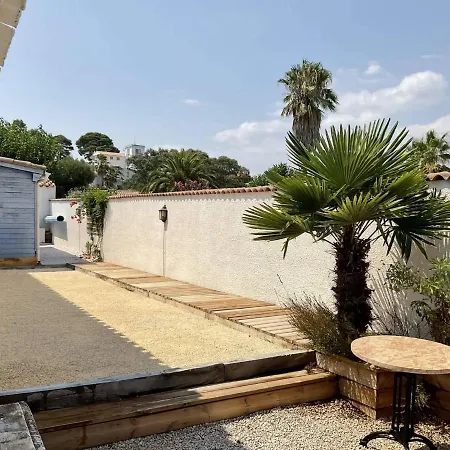 빌라 Climatisee Avec Piscine, Jardin Et Parking - 8 Personnes, Proche - Fr-1-607-182 아그